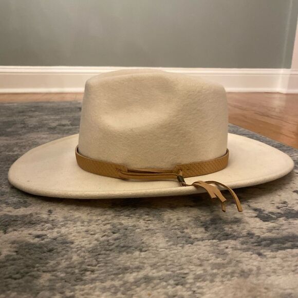 NWT! Altar’d State Wide Brim 100% Wool Tassel Hat, Bone Ivory - Picture 5 of 10